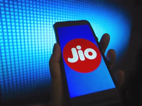 jio lottery scam|Reliance Jio cautions customers against cyber frauds.